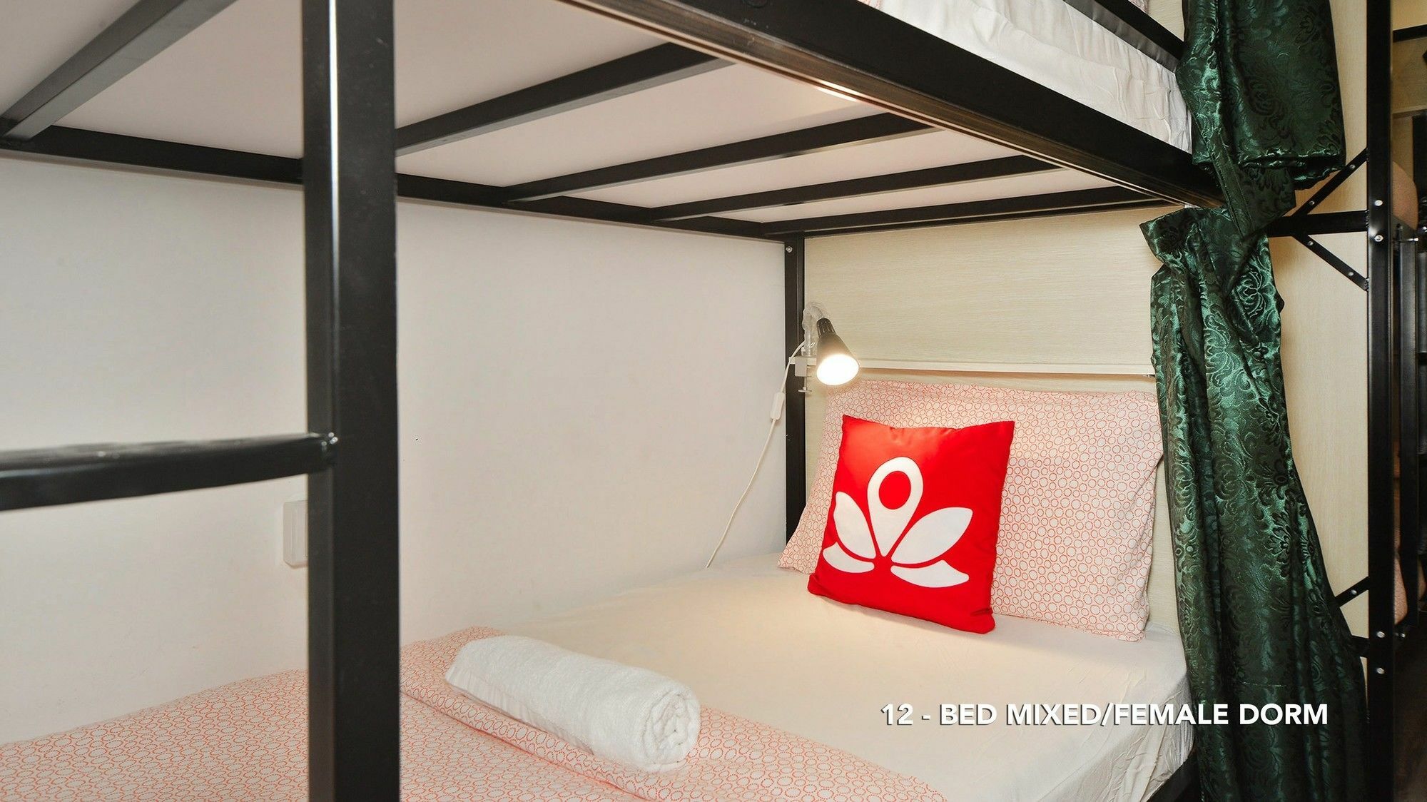 Zen Hostel Aljunied Singapura Luaran gambar